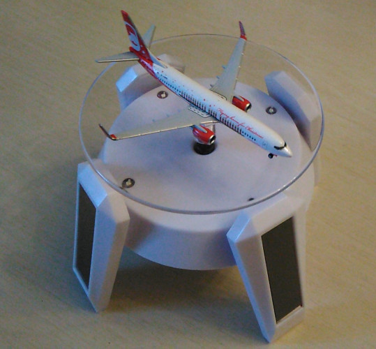 S1 Вращающаяся подставка на обычной и солнечной батарее Solar Display Stand V-2