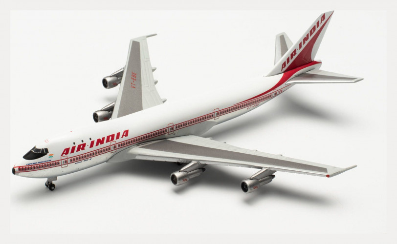 Самолет Боинг B747-200 Air India 1:500