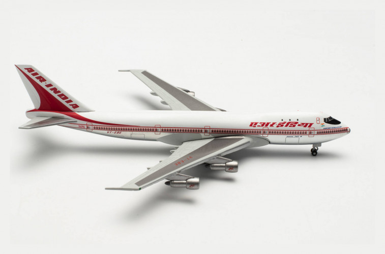 Самолет Боинг B747-200 Air India 1:500