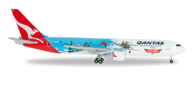 526562 Модель самолёта Боинг 767-300 а/к Квантас / Qantas Boeing 767-300 Disney's "Planes" 1:500