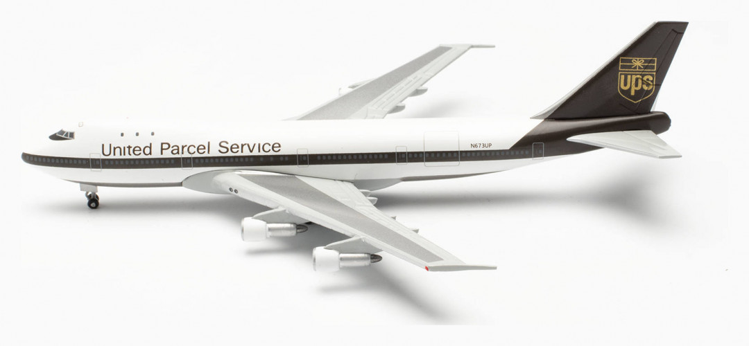 Самолет UPS Airlines Boeing 747-100F 1:500