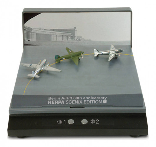 Набор-диорама 3 модели Berlin Airlift DC-3/C-47A  1:500