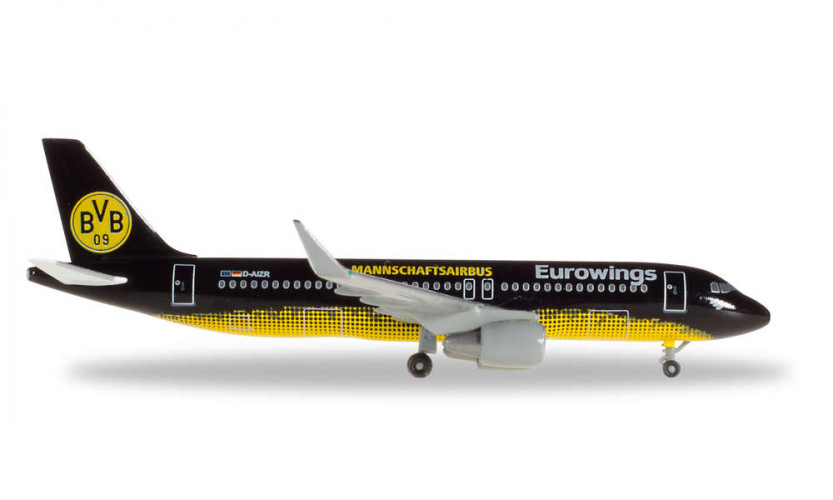 529600 Самолет Eurowings Airbus A320 BVB Mannschaftsairbus 1:500