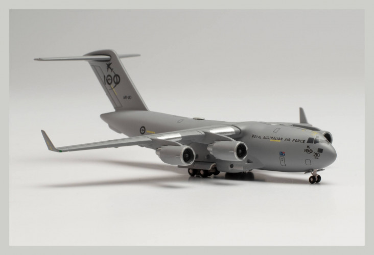 Самолет Royal Australian Air Force Boeing C-17A Globemaster III 1:500