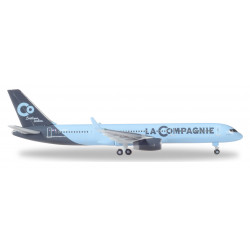 531375 Самолет Боинг B757-200 La Compagnie 1:500