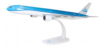 610872 Гражданский самолёт KLM Boeing 777-300ER 1:200