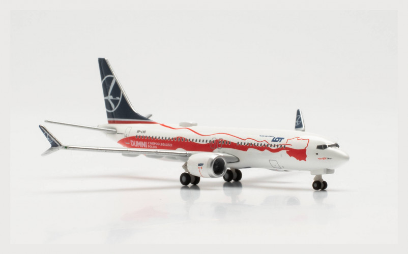 Самолет LOT Polish Airlines Boeing 737 Max 8 1:500