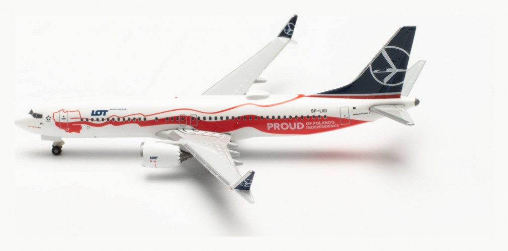 Самолет LOT Polish Airlines Boeing 737 Max 8 1:500