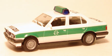 041164 Автомобиль  BMW 325i "Polizei Bayern" 1:87