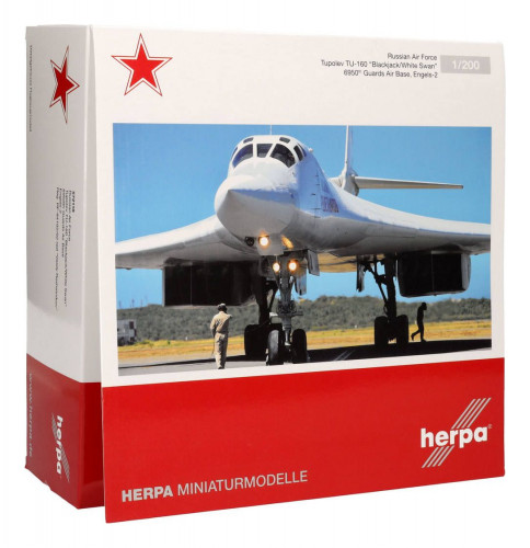 Самолет TU-160 ВВС России Решетников 1:200