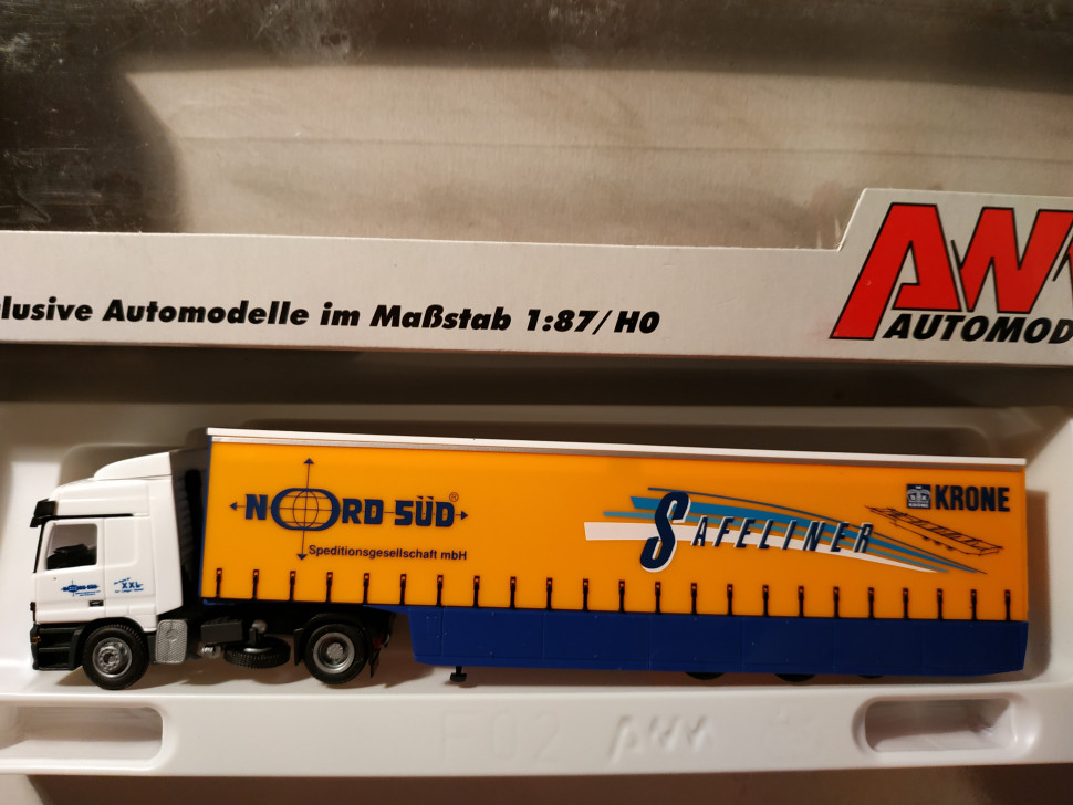 6572.12 Грузовой автомобиль Мерседес Mercedes Benz Safeliner 1:87 6572.12 Грузовой автомобиль Мерседес Mercedes Benz Safeliner 1:87