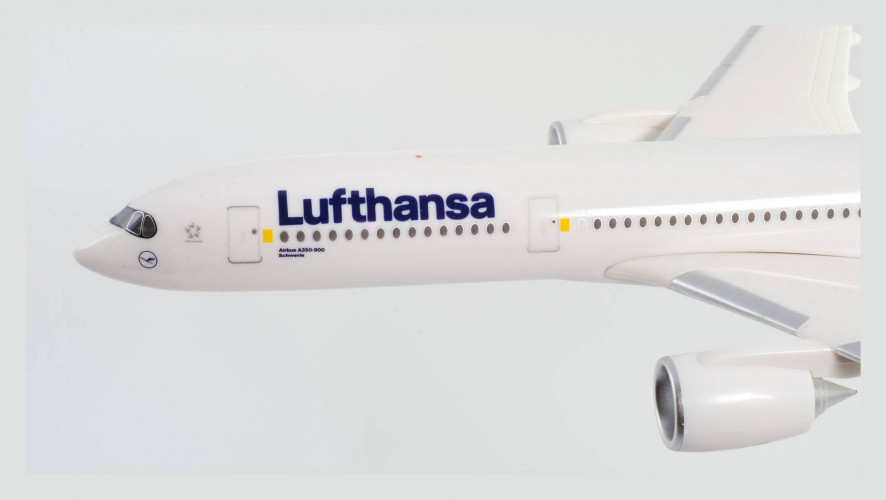 Самолет Airbus A350-900 Lufthansa 2018 1:200