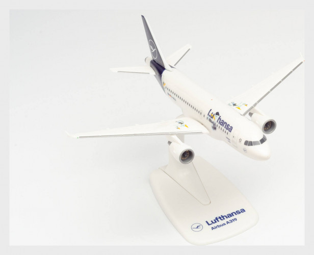 Самолет Аирбас A319 Lufthansa 1:200