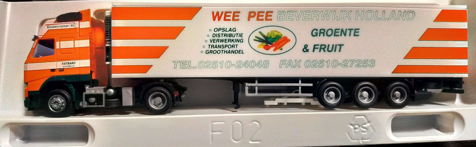 70818 Грузовик-фура Volvo FH Glob. XL - KSZ Fatrans 1:87