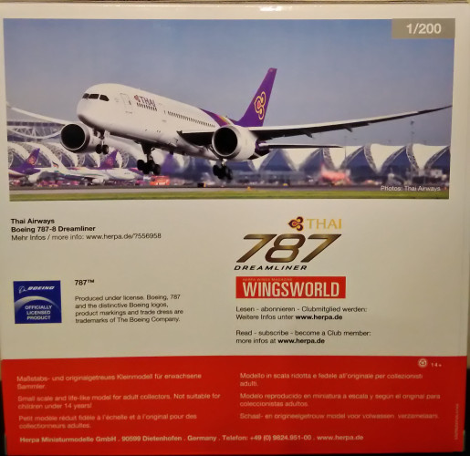 556958 Самолет Боинг ДримлайнерThai Airways Boeing 787-8 Dreamliner 1:200