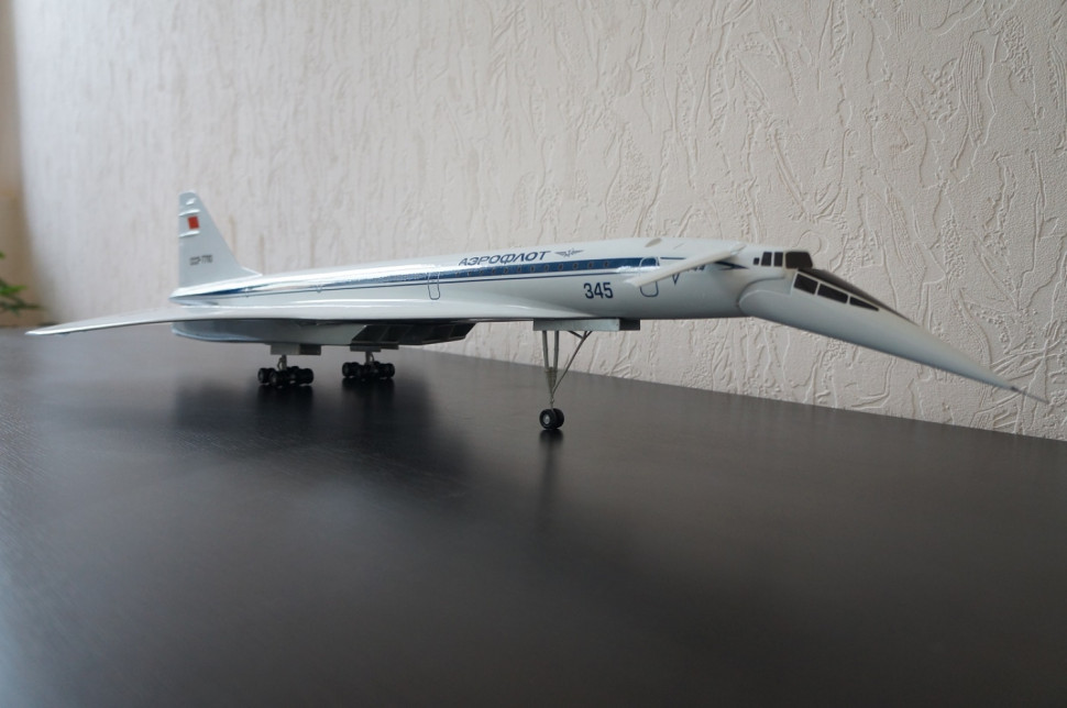 М-01 Модель самолета ручной работы Туполев Ту-144 СССР 1:72 М-01 Модель самолета ручной работы Туполев Ту-144 СССР 1:72