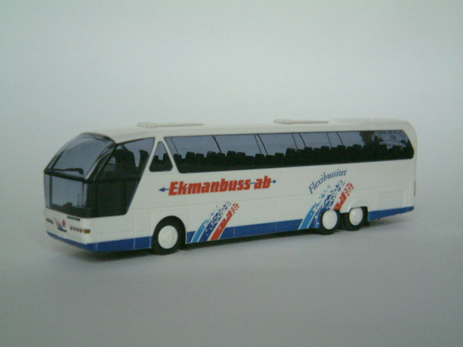 71533 Автобус Neoplan 516 SHD Ekmannbuss 1:87