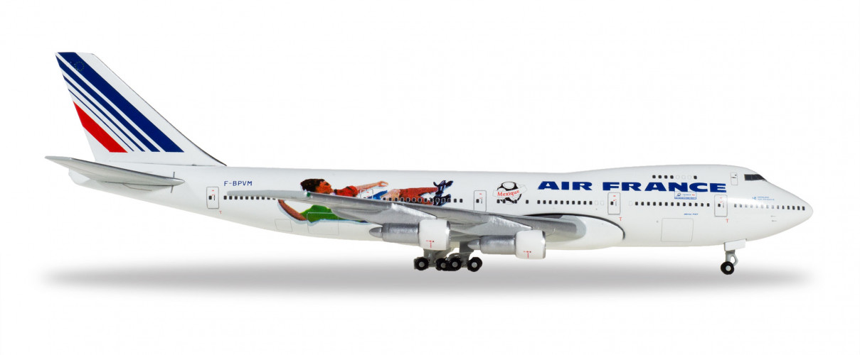 531528 Самолет Air France 98 Boeing 747-100 1:500