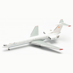 537308 Самолет Rada Airlines Ил-62MF 1:500