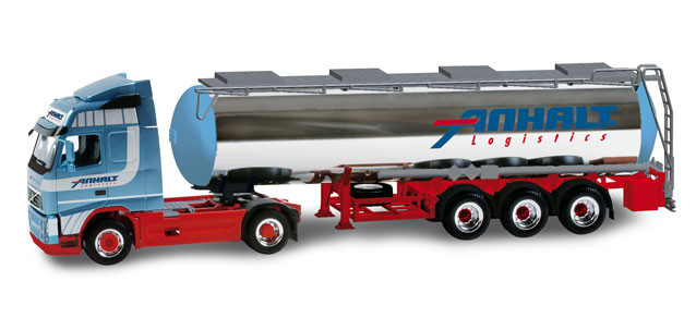 157995 Грузовой автомобиль Volvo 08 GL SZ Chromtank "Anhalt" 1:87  (для информации)