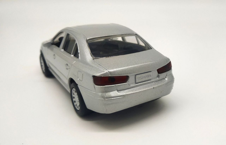 Автомобиль Hyundai NF Sonata 2004 1:32