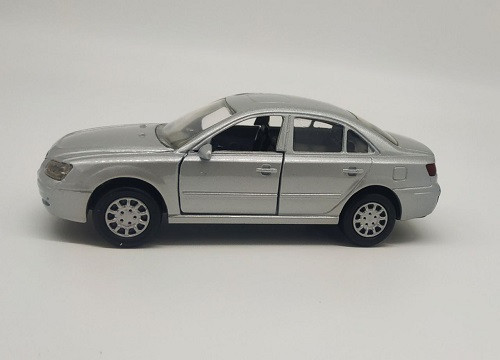 Автомобиль Hyundai NF Sonata 2004 1:32