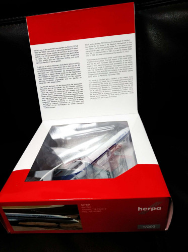 557931 Самолет Туполев Ту-154В-2 Борт 85363 1:200