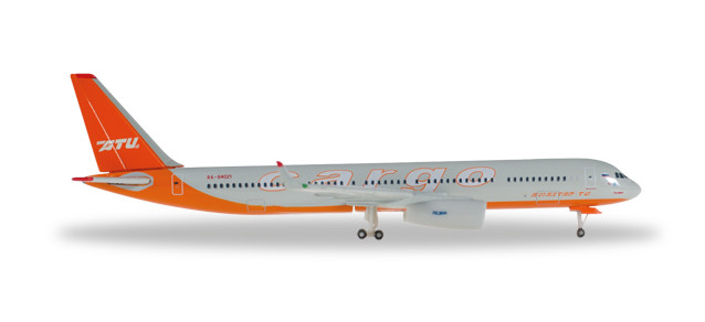 528931 Самолёт Туполев Авиастар Ту-204 Aviastar Tupolev TU-204C 1:500