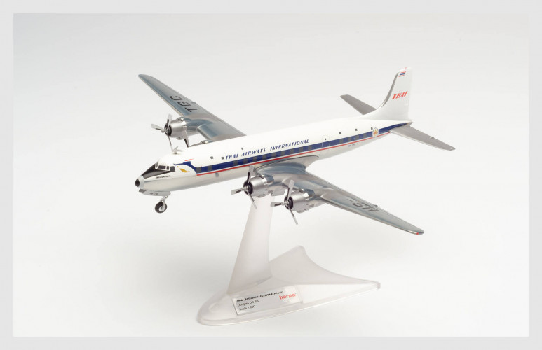 Самолет Thai Airways International Douglas DC-6B 1:200