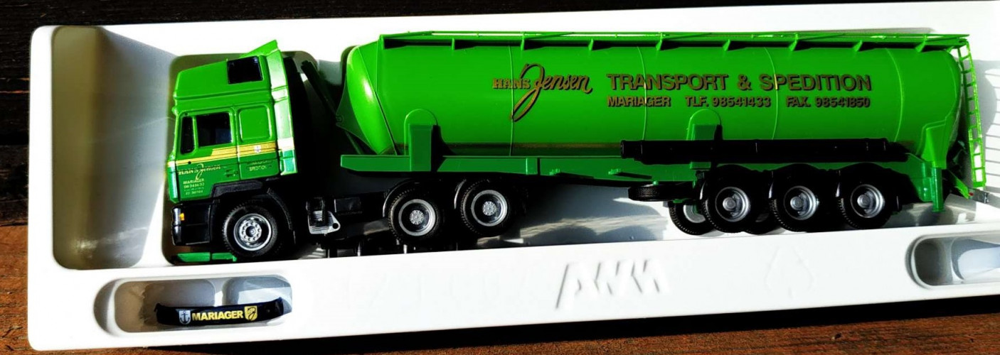 70969 Грузовик с прицепом цистерна MAN F 2000 Evo H. Jensen 1:87