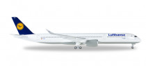 529037-001 Гражданский Самолет Lufthansa Airbus A350-900 XWB 1:500
