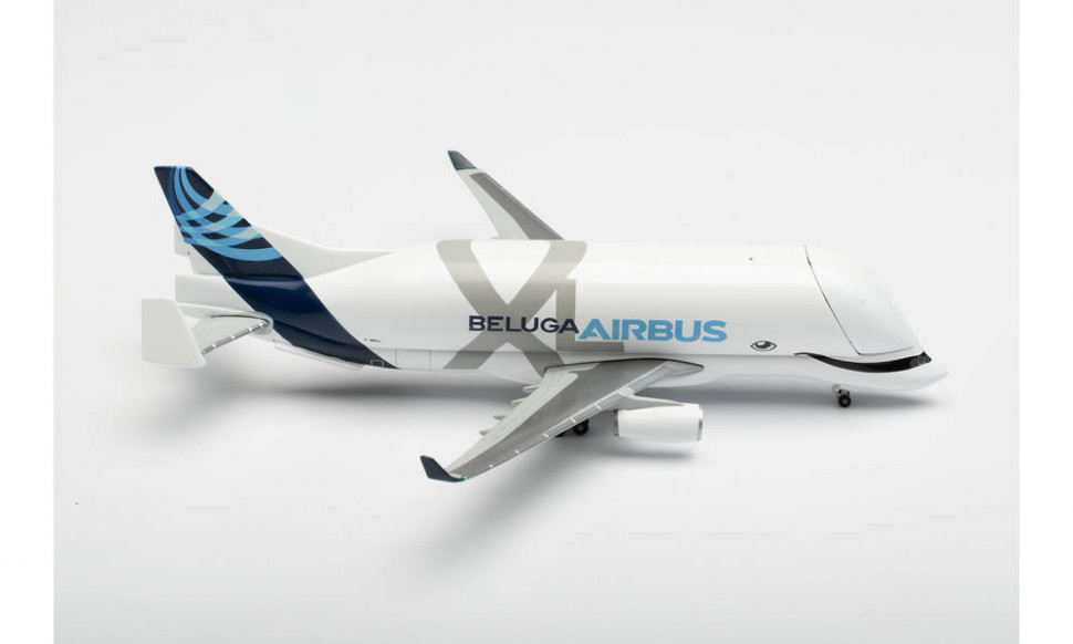 Самолет Airbus INDUSTRIES BELUGA XL (A330-700L) 1:500 Самолет Airbus INDUSTRIES BELUGA XL (A330-700L) 1:500