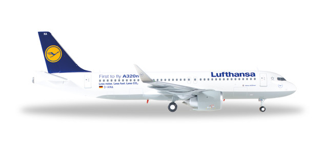 557979 Самолет Lufthansa Airbus A320neo 1:200